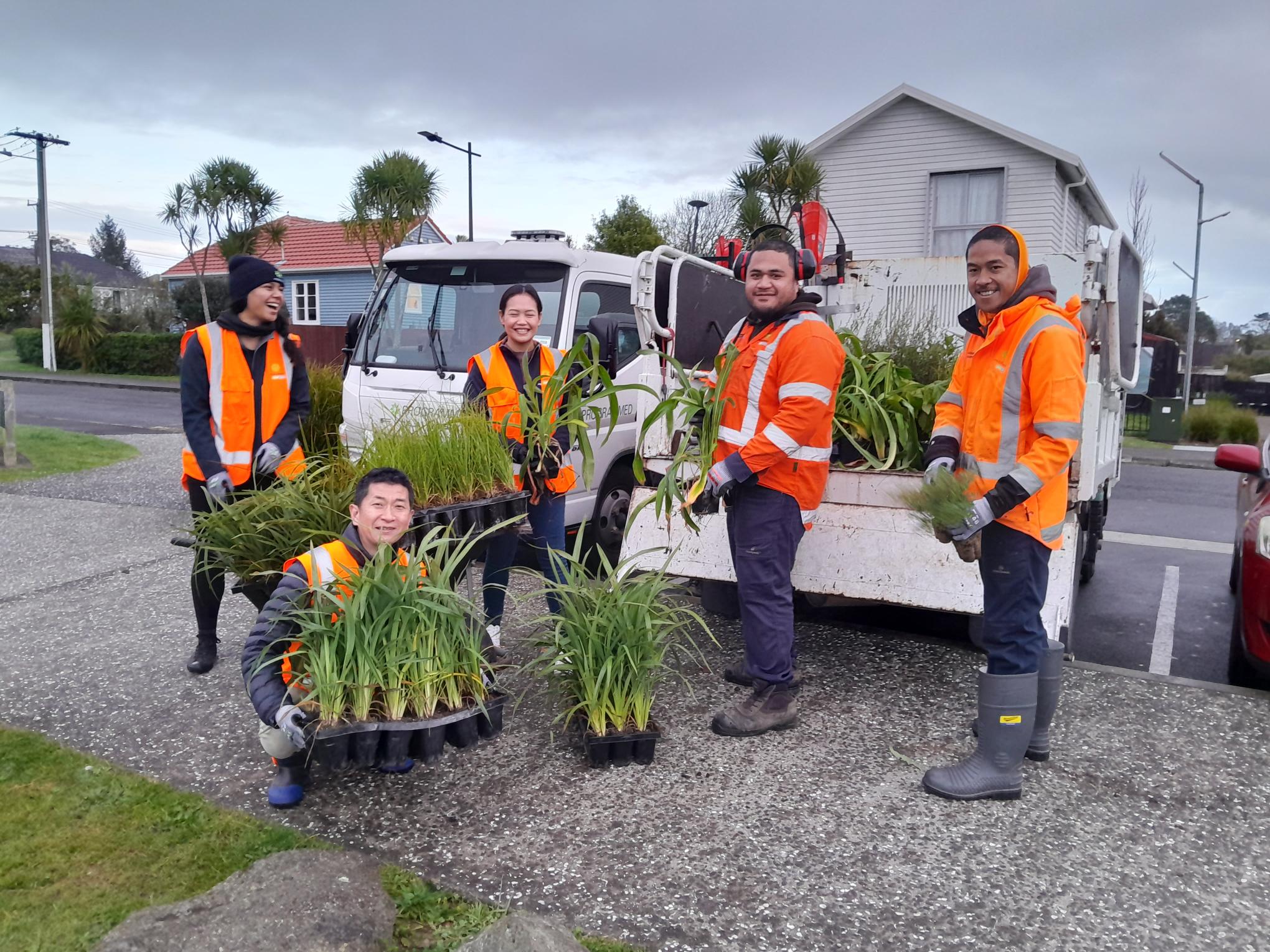 Planting Seeds of Collaboration: Programmed Facility Management Finance Team Joins Horticulture Parks for a Day of Growth and Grins